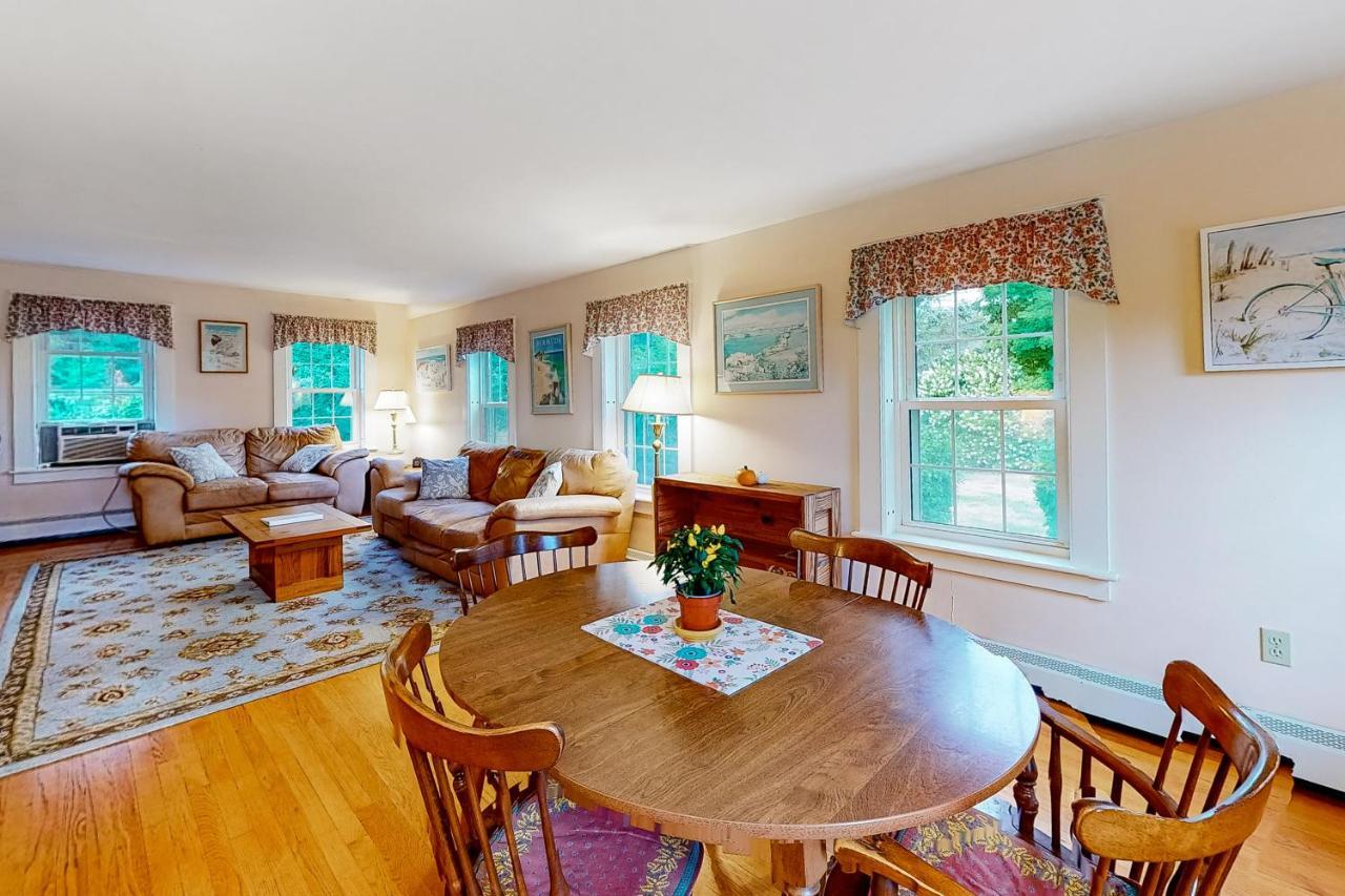 Villa Cape Me Away Gilford Esterno foto